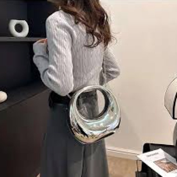 Metallic Crescent Acrylic Evening Purse - Picture 11 of 17